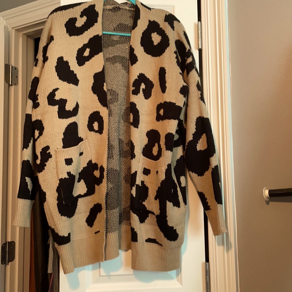 Lightweight oversized cardigan